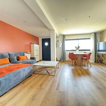 Maison Chanteranne Avec Parking Gratuit Διαμέρισμα